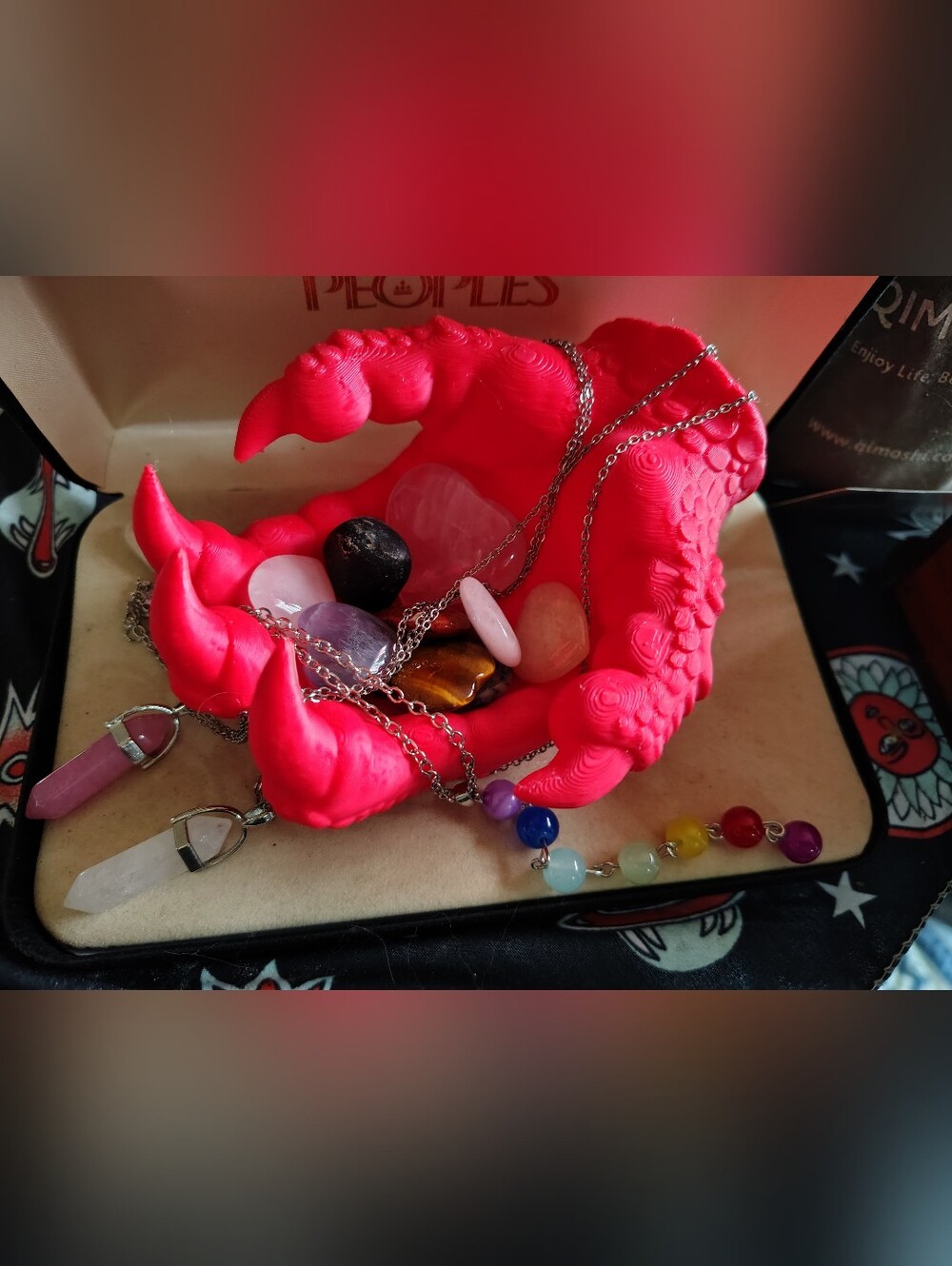 Crystal Lovers Bundle: 3D Dragon Claw Tray, Heart Stones & Necklaces